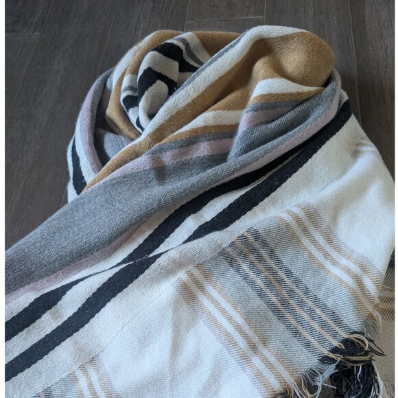 Merona, Extra Large Plaid Scarf/Shawl, White/Pink/Tan - Picture 3 of 9